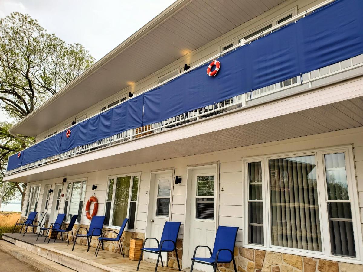 Les Petits Studios Du Bord De L'Eau Saint-Joseph-de-la-Rive Zewnętrze zdjęcie